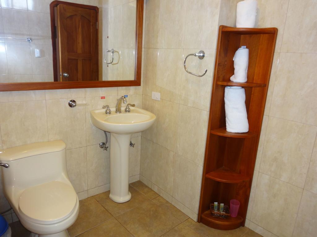 Hotel Del Sol Galapagos Puerto Ayora  Buitenkant foto